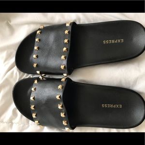 Studded slides.